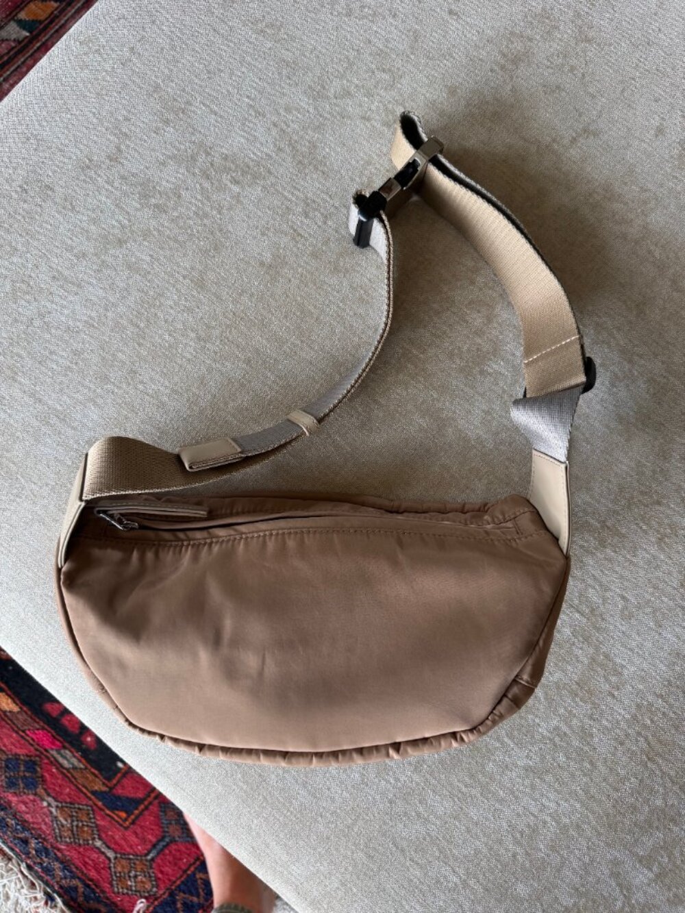 Varley A Lasson belt bag - Picture 4 of 5